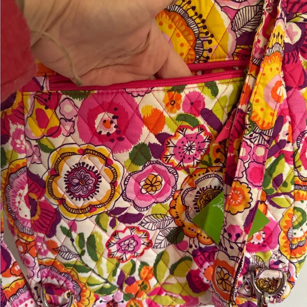 NWT Vera Bradley backpack convertible tote in Clementine pattern - Picture 8 of 15